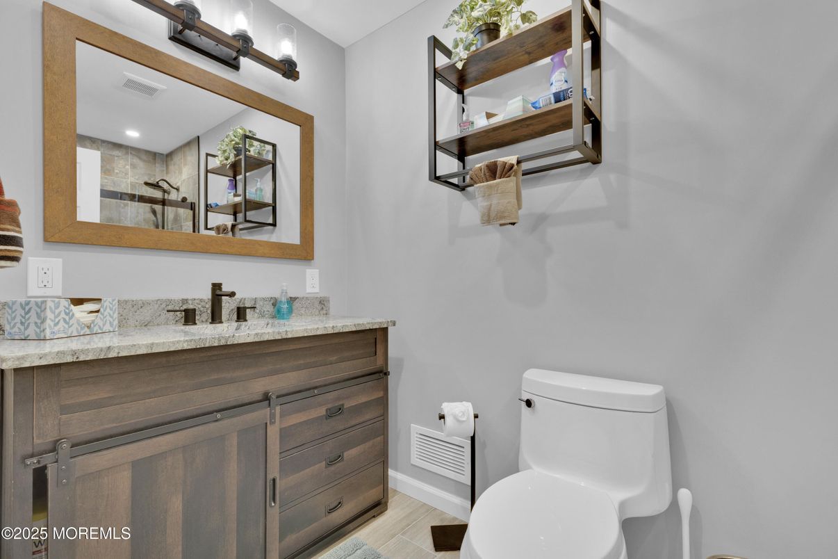 Bathroom, Interior, Recessed Lighting, Wood Texture Flooring