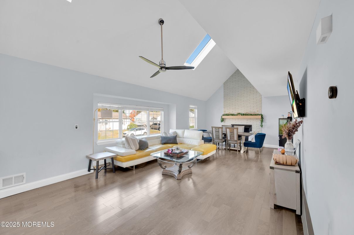 Dining room, Interior, Living room, Wood Texture Flooring