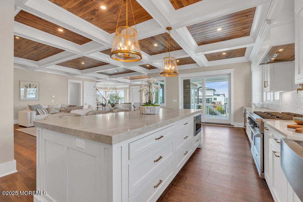 Interior, Kitchen, Living room, Pendant Lights, Recessed Lighting, Stainless Steel Appliances, Wooden Ceilings, Wood Texture Flooring