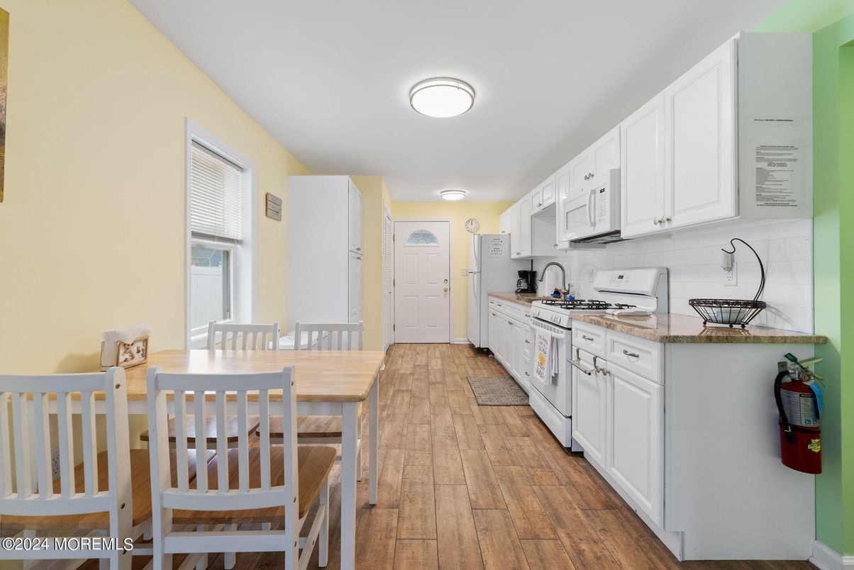 Dining room, Interior, Kitchen, Wood Texture Flooring