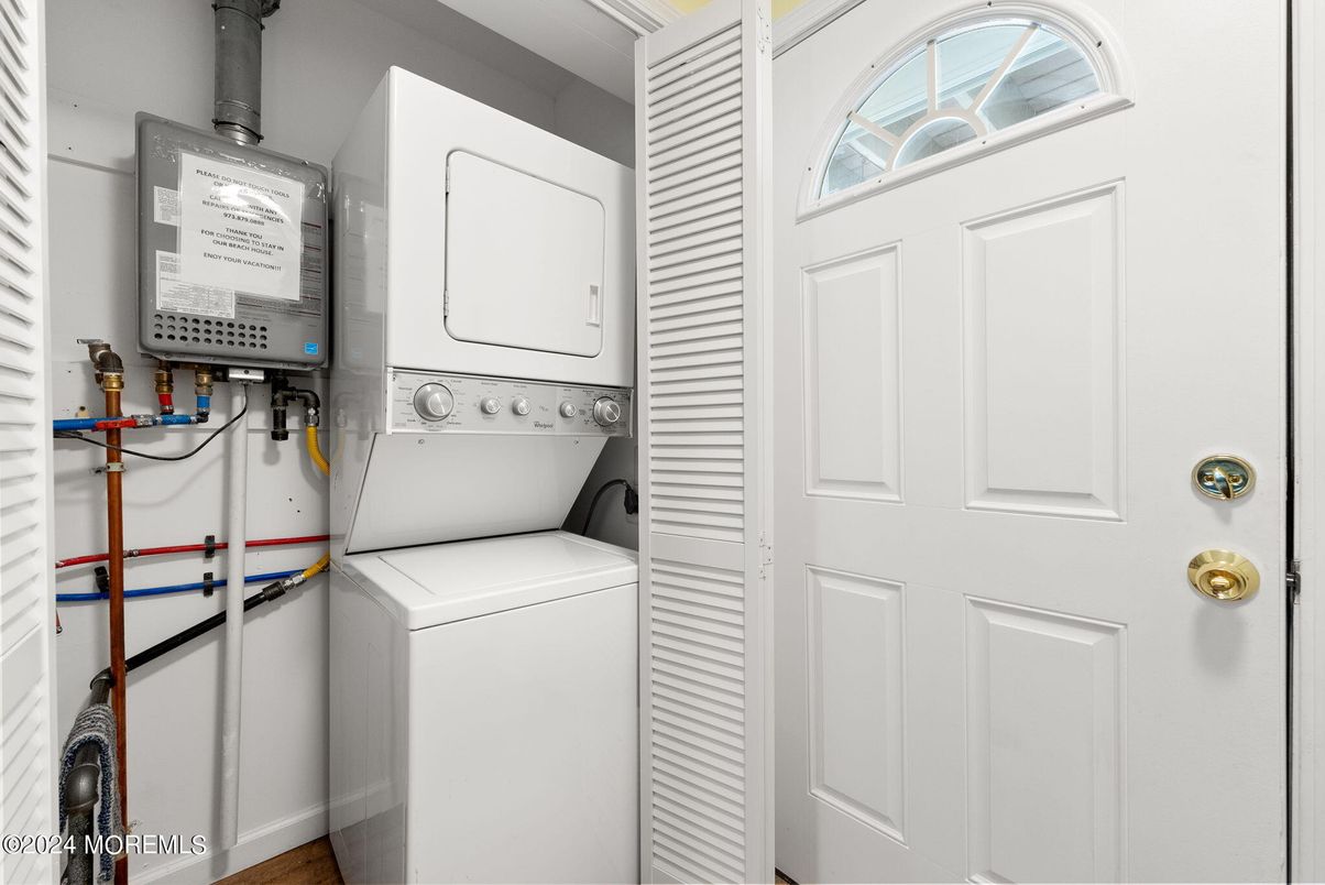 Interior, Utility Closets, Washer