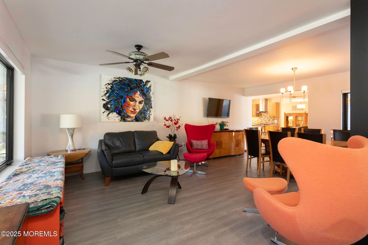 Dining room, Interior, Kitchen, Living room, Pendant Lights, Wood Texture Flooring