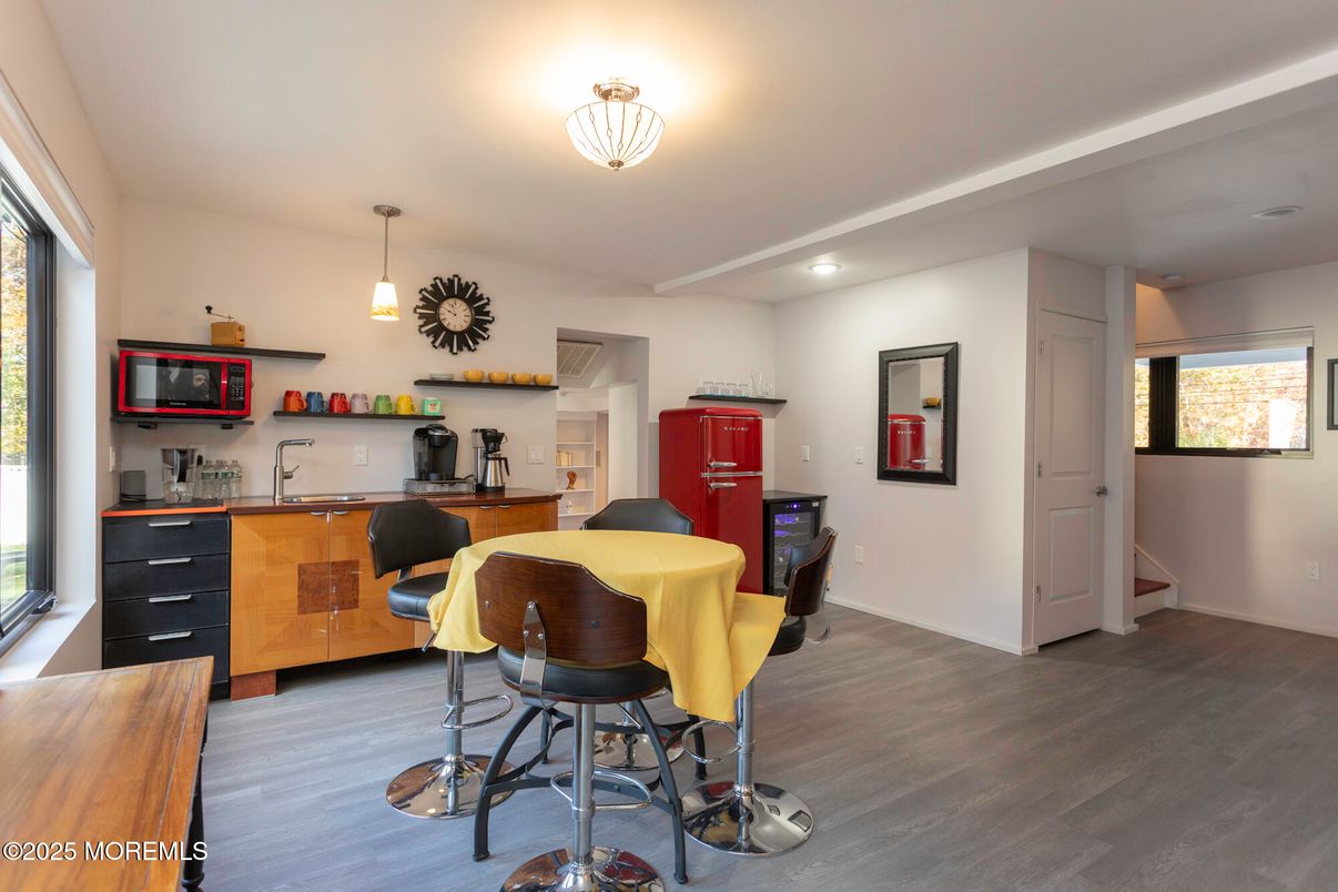 Interior, Pendant Lights, Recessed Lighting, Wood Texture Flooring