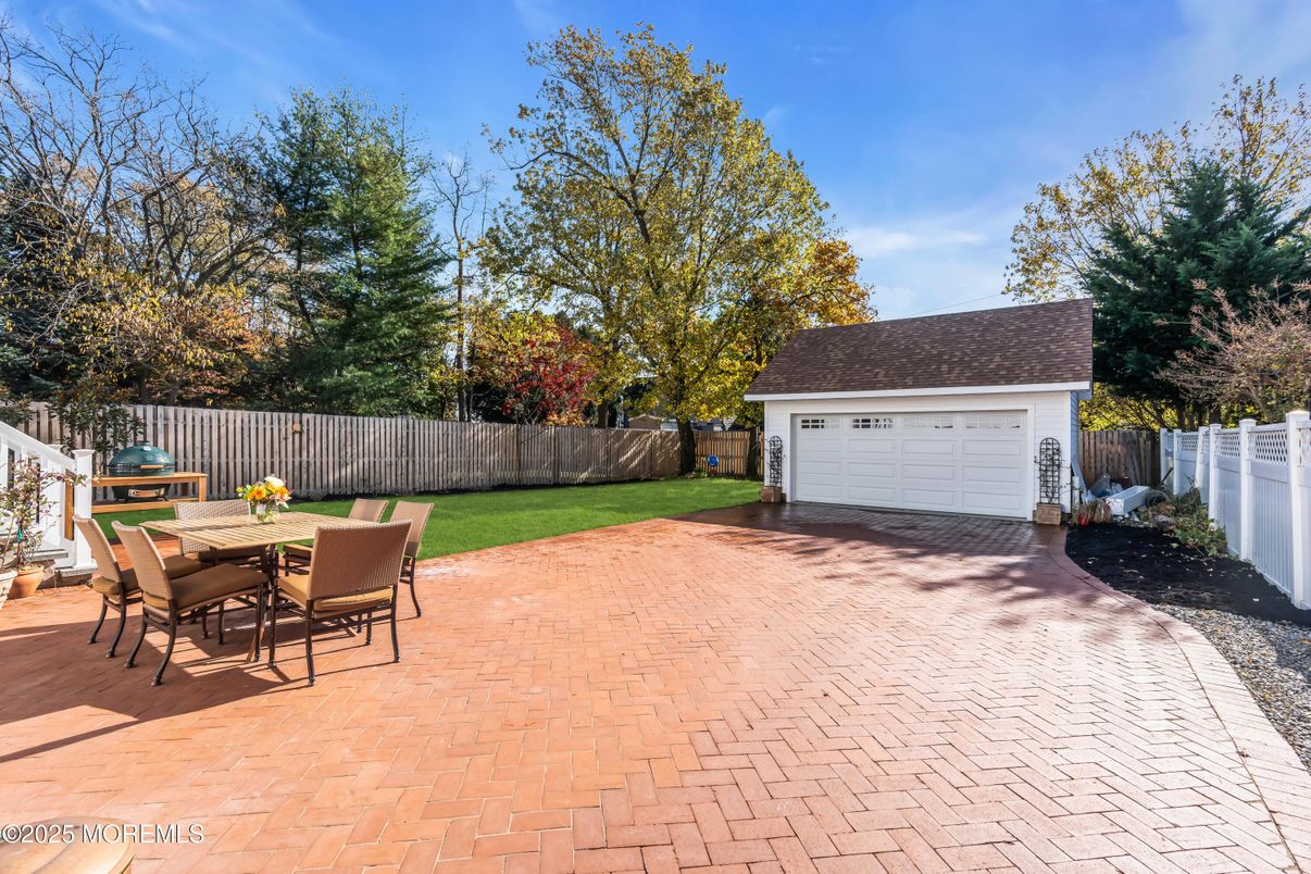 Backyard, Detached Garage, Exterior