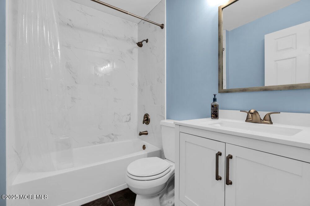 Bathroom, Interior, Marble Walls