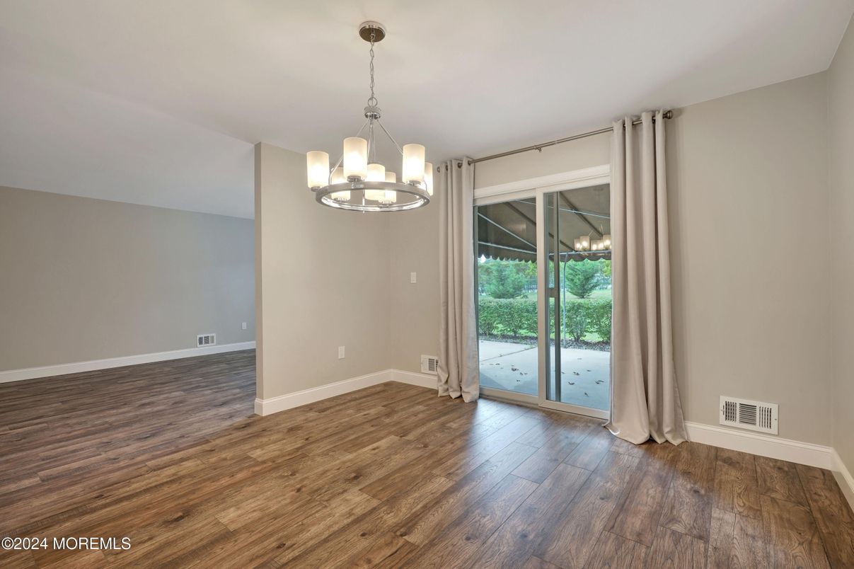 Chandelier, Empty room, Interior, Pendant Lights, Wood Texture Flooring