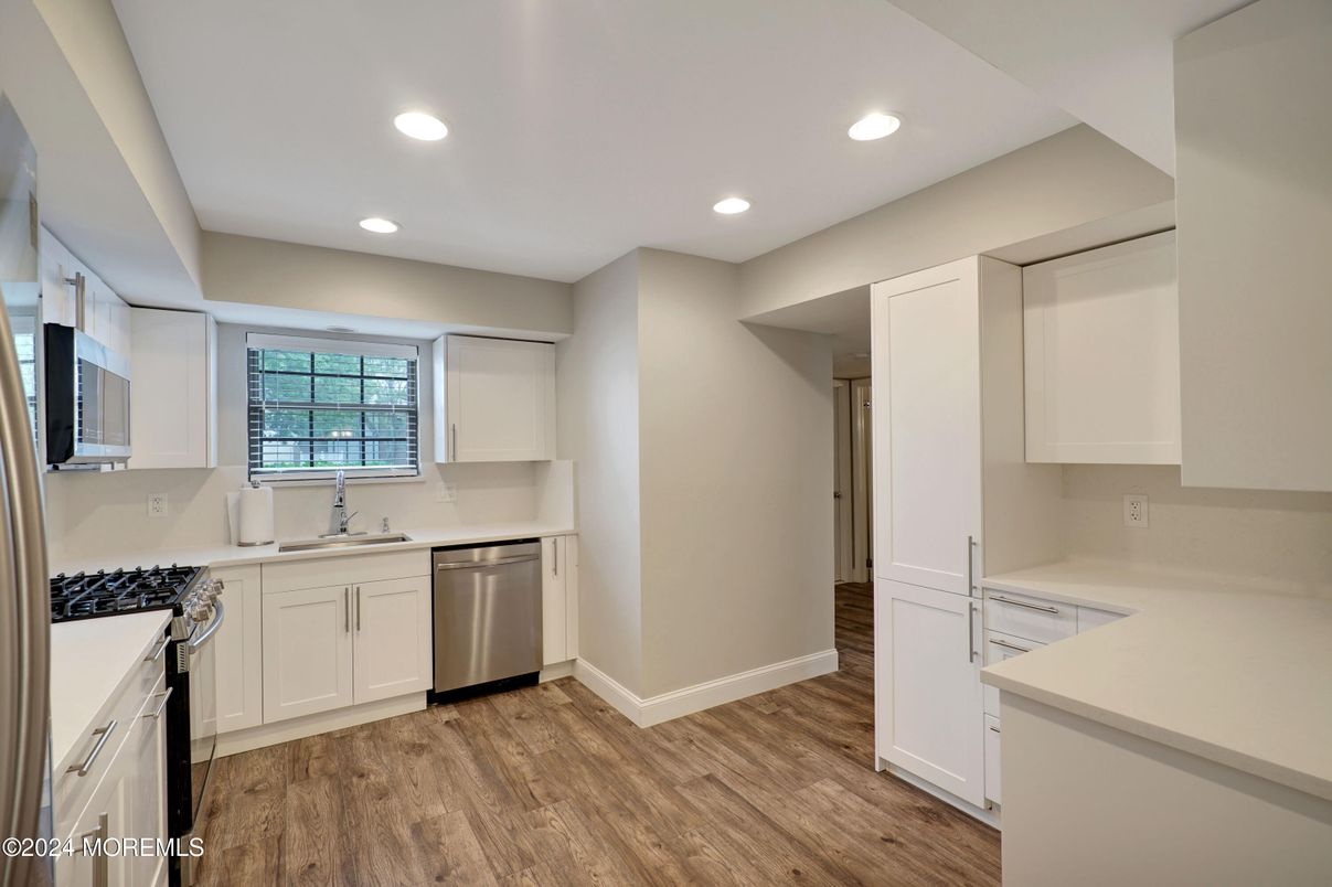 Interior, Kitchen, Recessed Lighting, Stainless Steel Appliances, Wood Texture Flooring