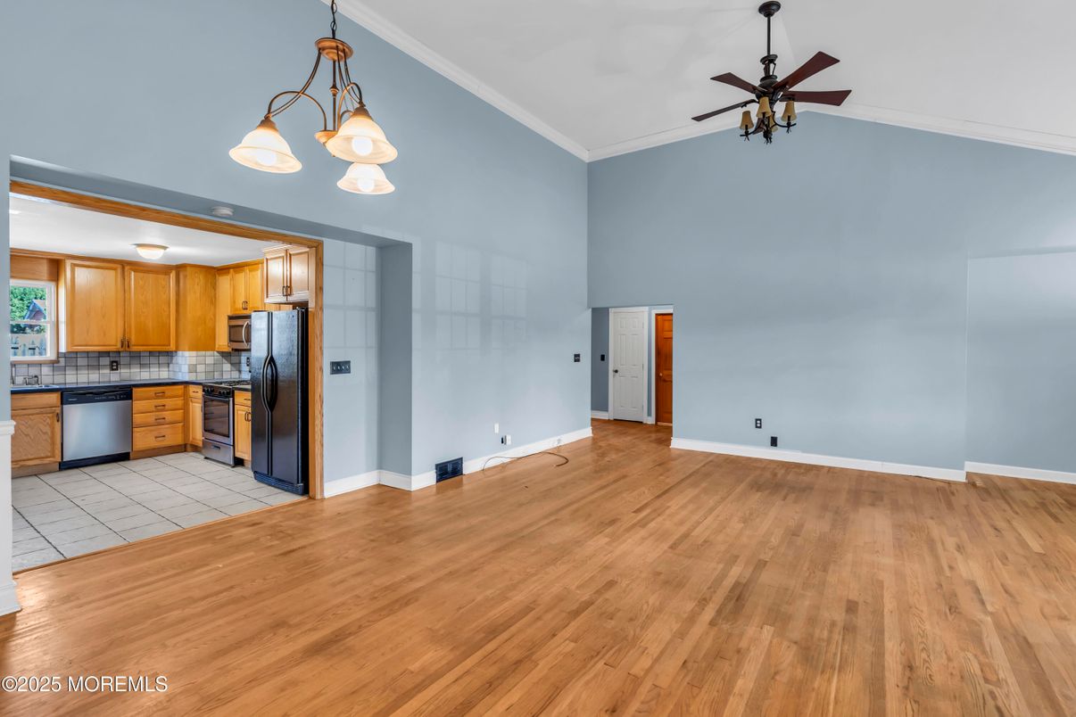 Empty room, Interior, Kitchen, Pendant Lights, Wood Texture Flooring