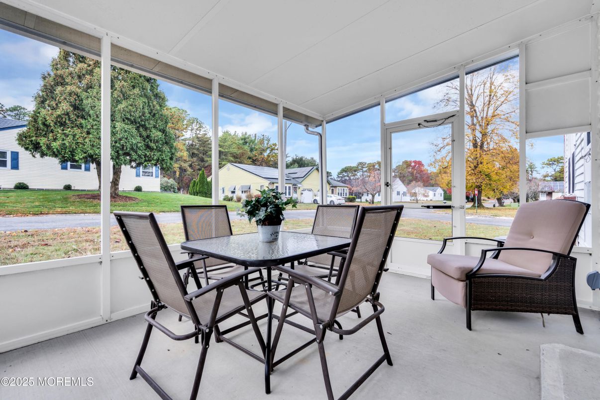 Dining room, Interior, Sun Room