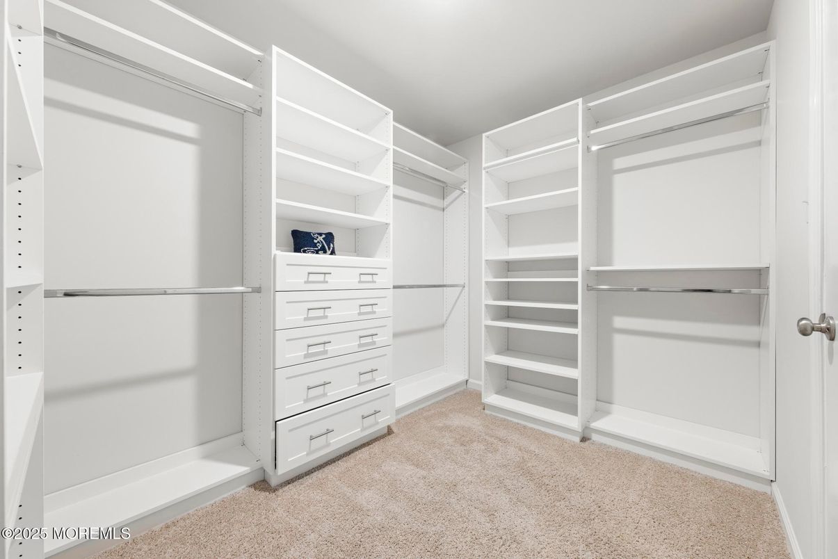 Interior, Walk-in Closets