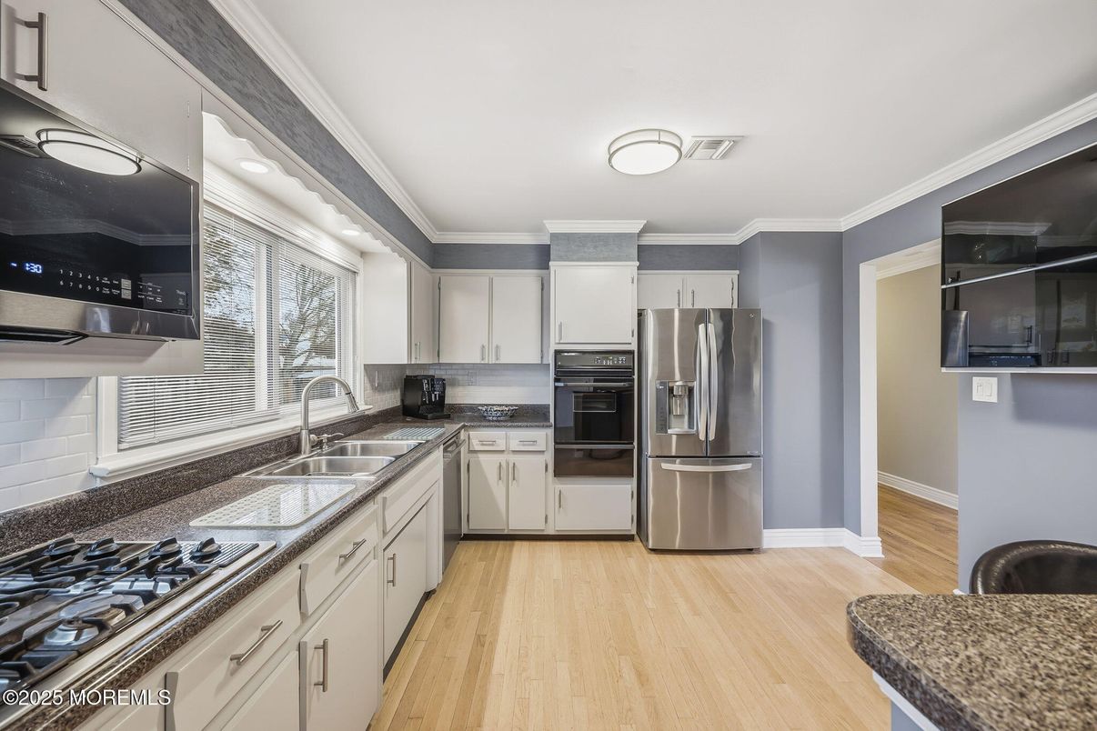 Interior, Kitchen, Stainless Steel Appliances, Wood Texture Flooring