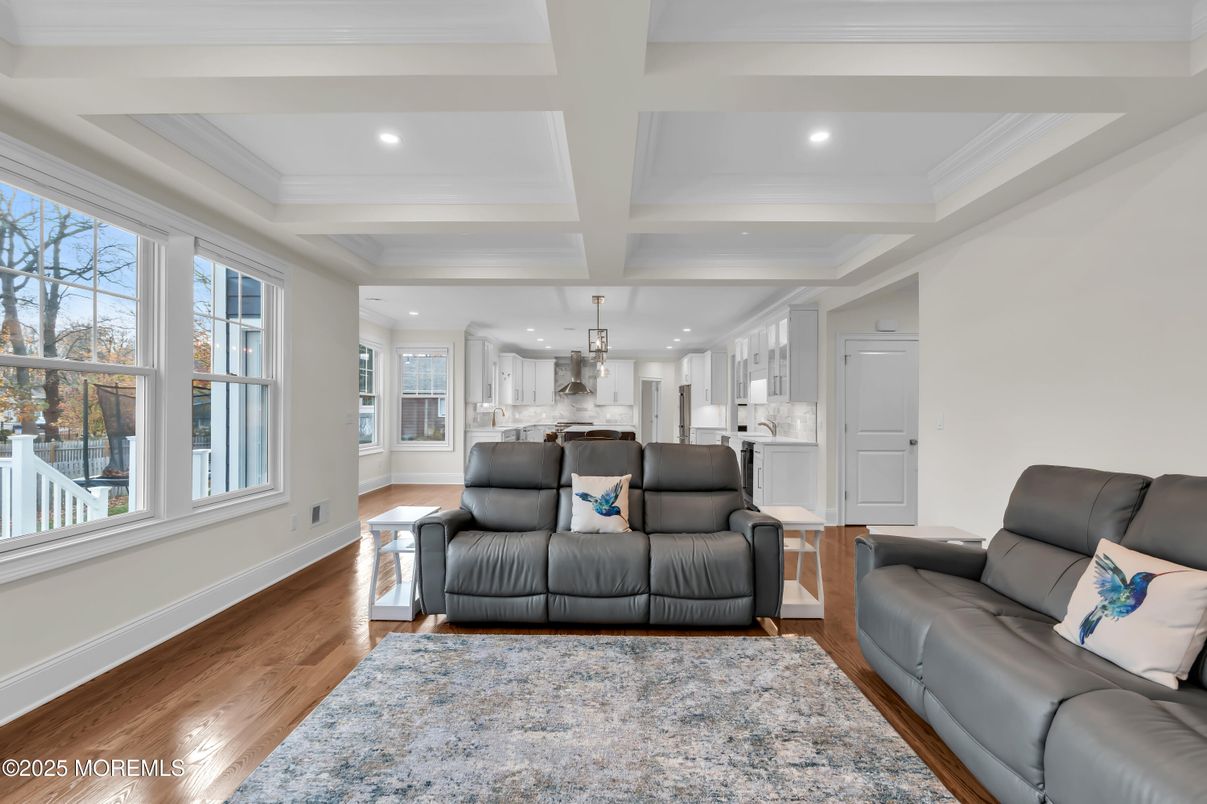 Interior, Kitchen, Living room, Pendant Lights, Recessed Lighting, Stainless Steel Appliances, Wood Texture Flooring