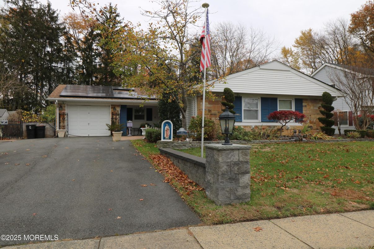 Attached, Backyard, Exterior, Facade, Ranch