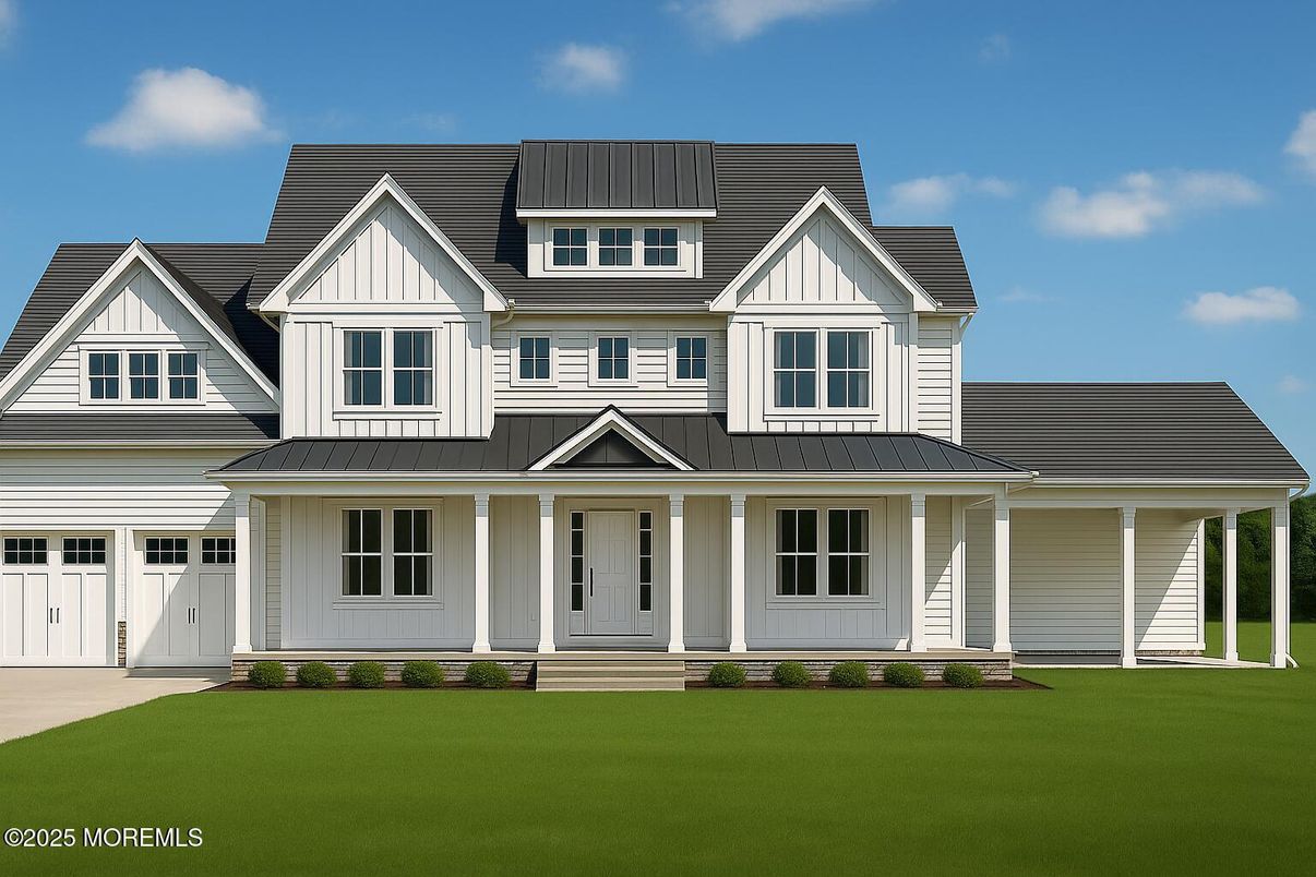 Attached, Exterior, Facade, Farmhouse