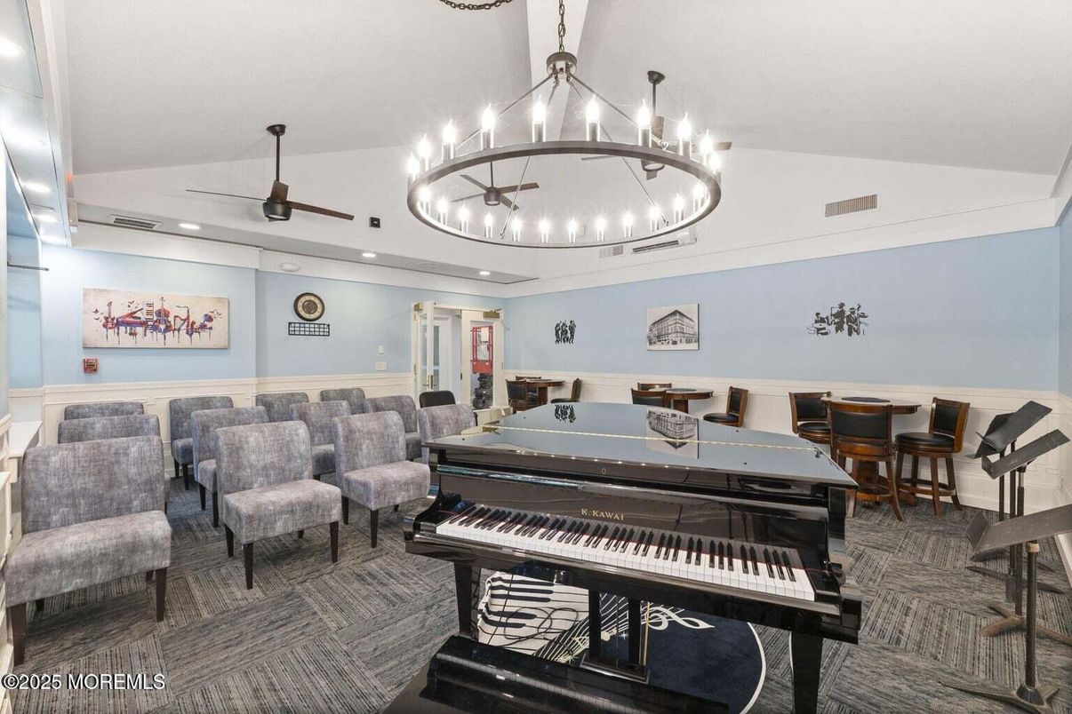 Chandelier, Interior, Piano, Recessed Lighting