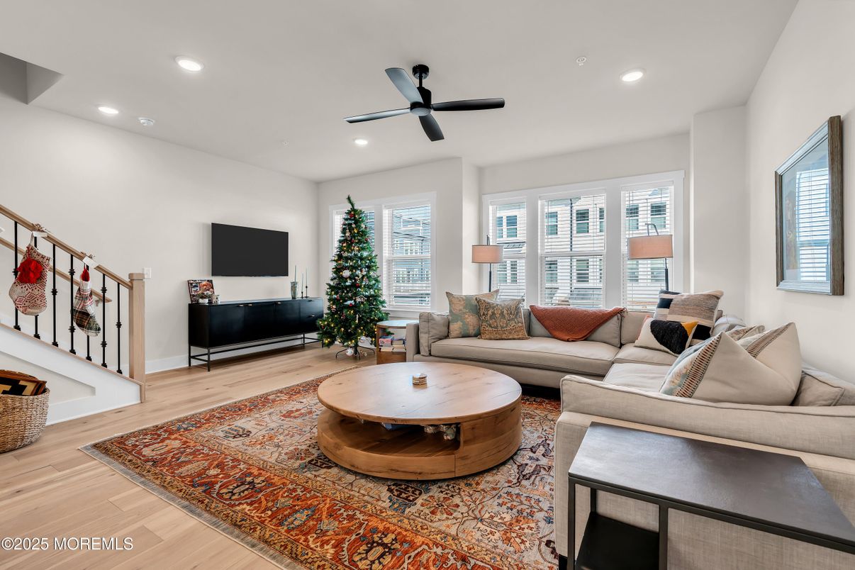 Interior, Living room, Recessed Lighting, Wood Texture Flooring