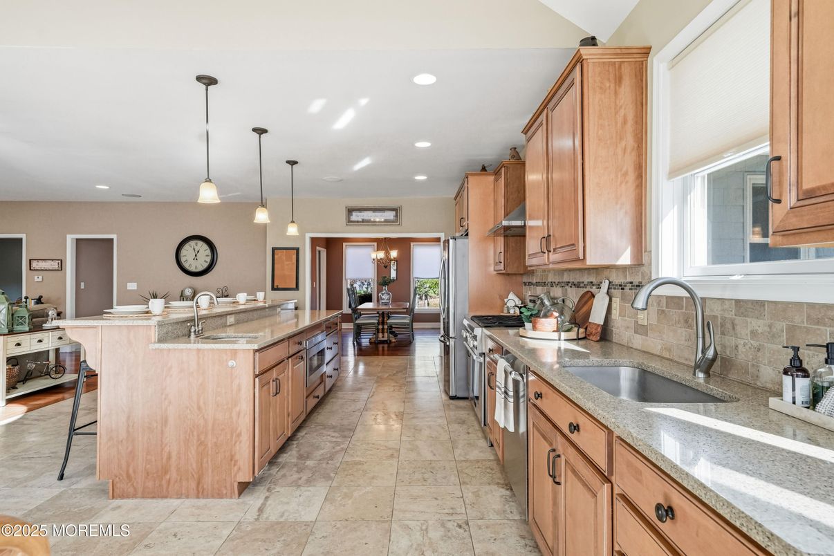 Dining room, Interior, Kitchen, Pendant Lights, Recessed Lighting