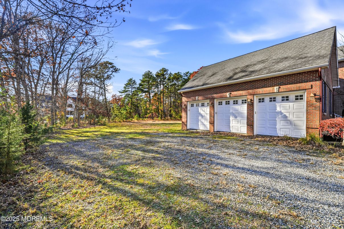 Backyard, Detached Garage, Exterior