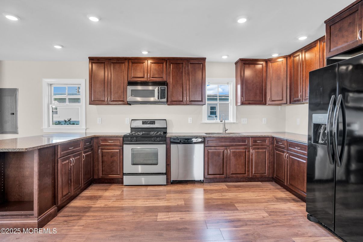 Interior, Kitchen, Recessed Lighting, Stainless Steel Appliances, Wood Texture Flooring