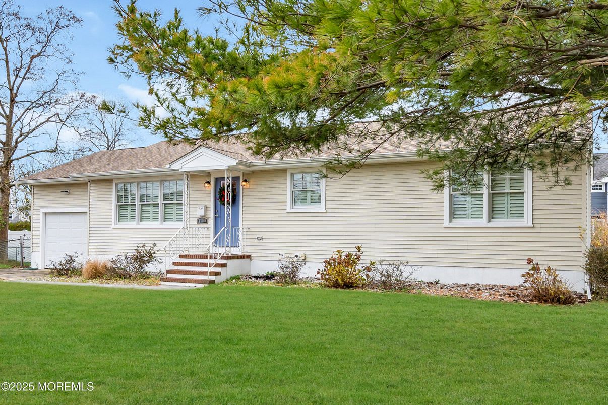 Attached, Backyard, Exterior, Facade, Ranch