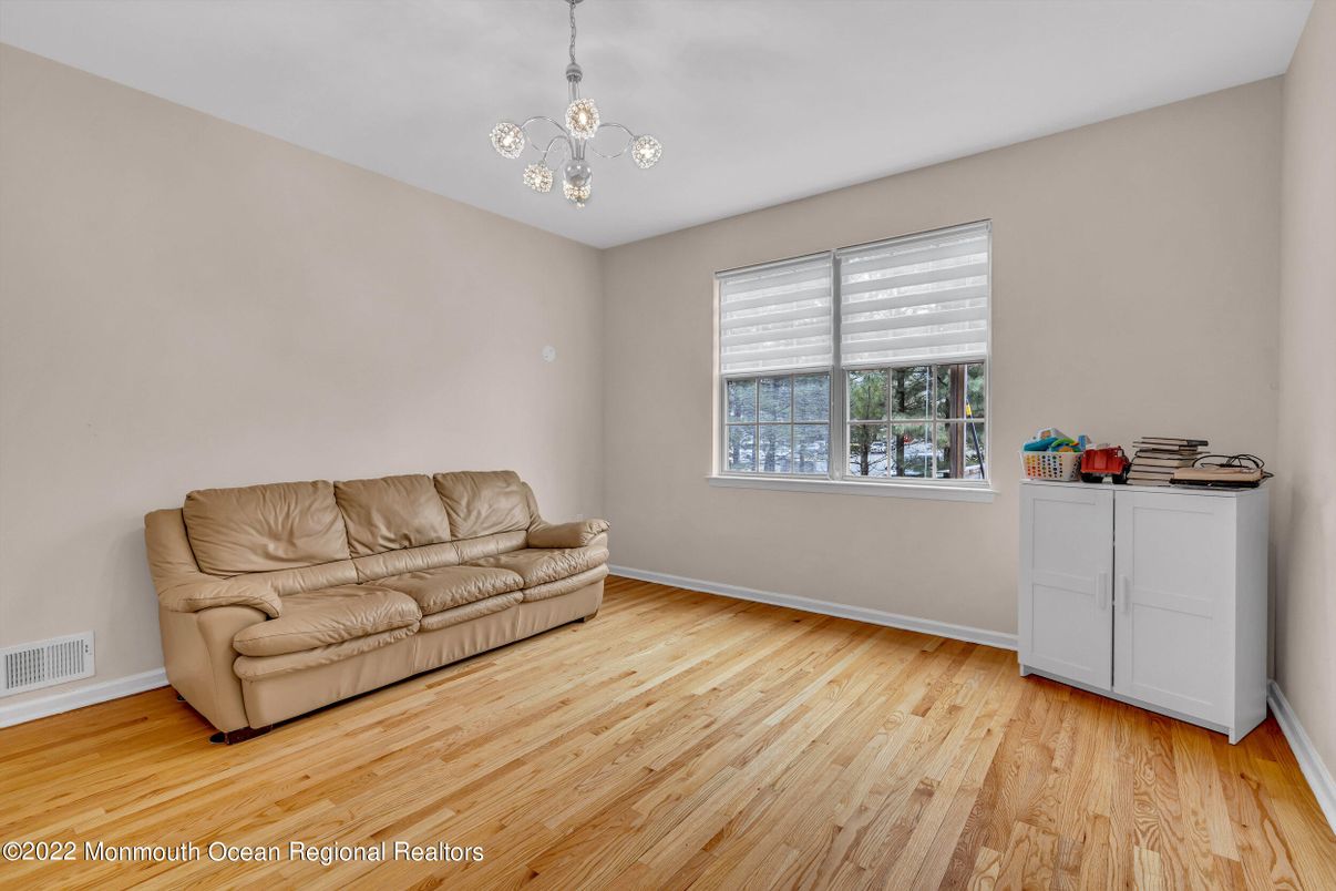 Interior, Living room, Pendant Lights, Wood Texture Flooring