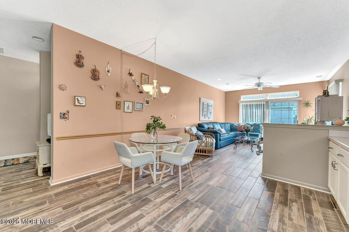 Chandelier, Dining room, Interior, Living room, Recessed Lighting, Wood Texture Flooring