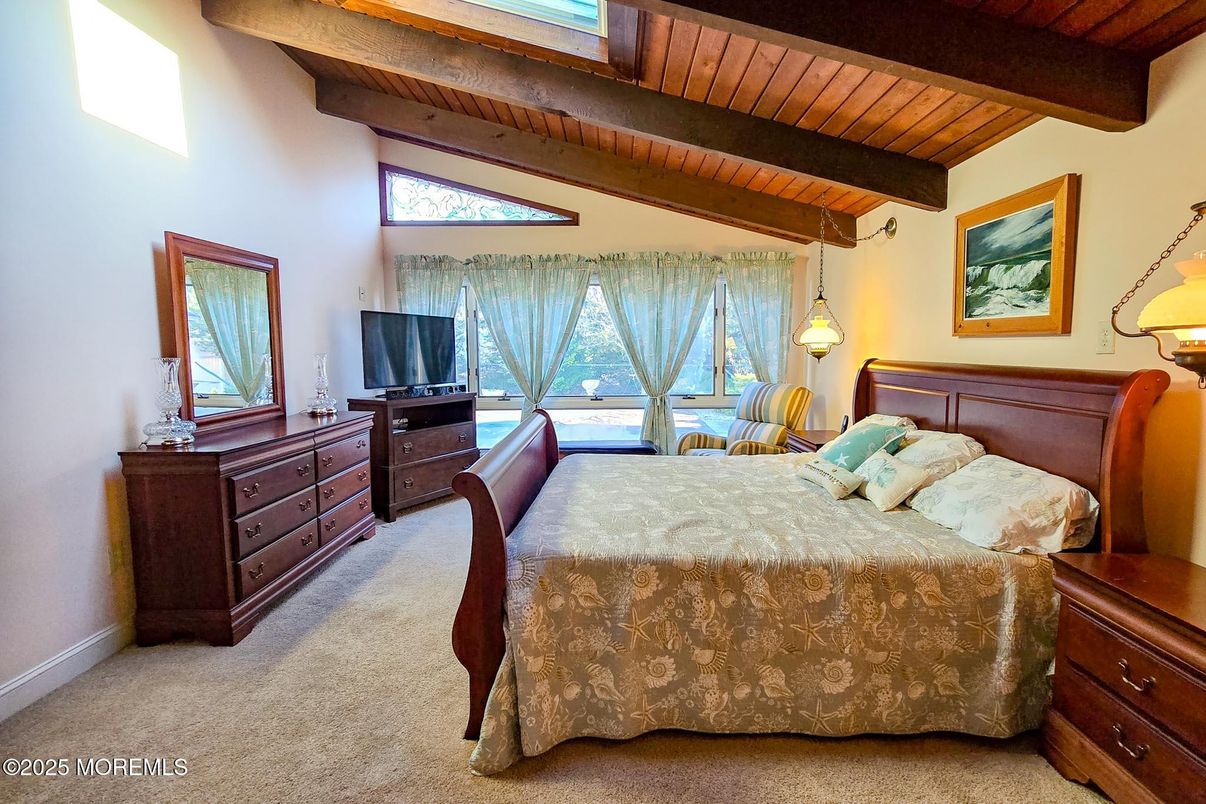 Bedroom, Interior, Wooden Beams, Wooden Ceilings