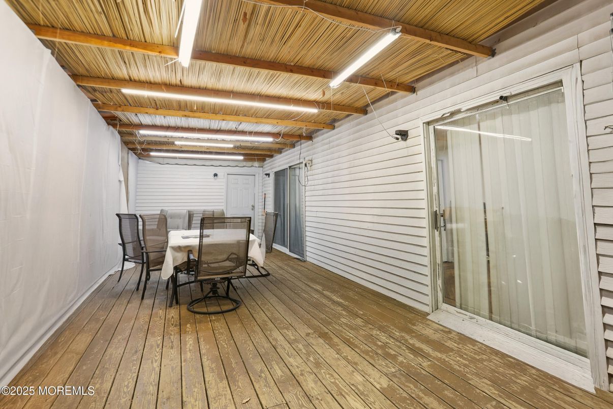 Dining room, Interior, Wooden Beams, Wooden Ceilings, Wood Texture Flooring