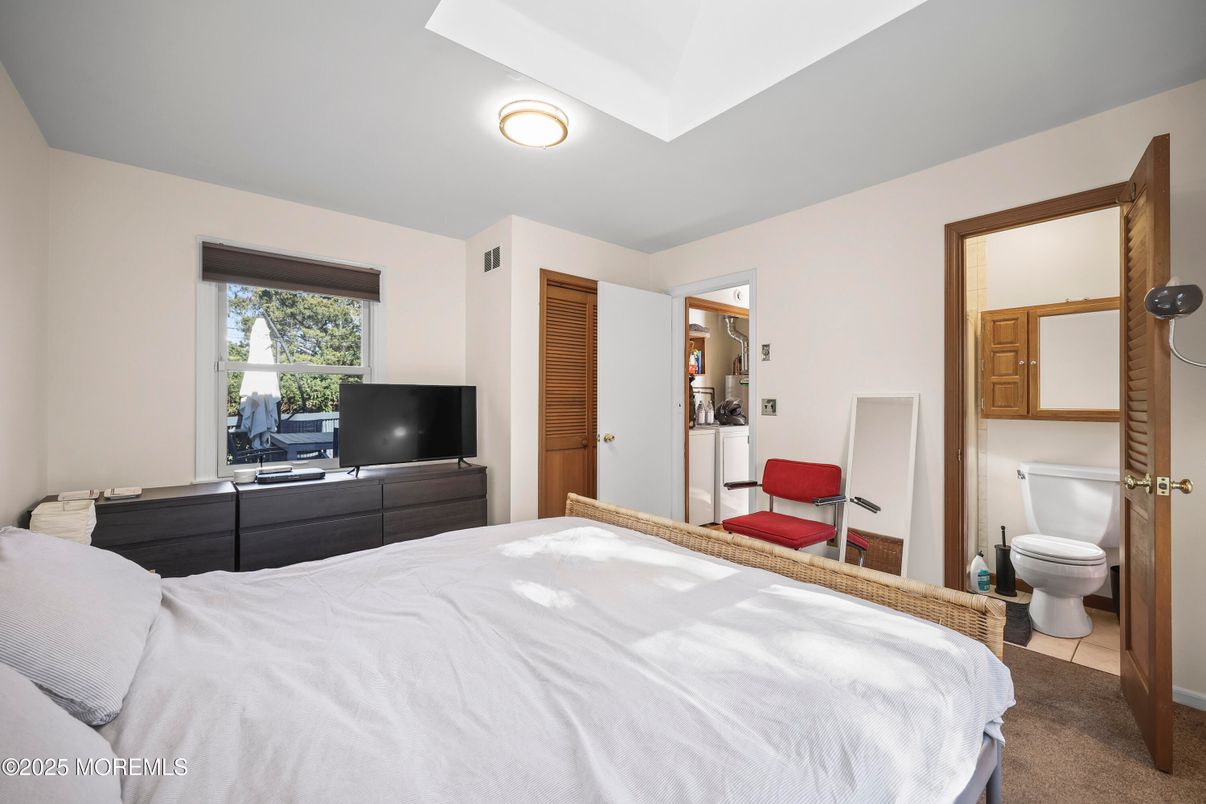 Bathroom, Bedroom, Interior