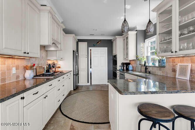Interior, Kitchen, Pendant Lights, Recessed Lighting