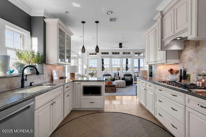 Interior, Kitchen, Pendant Lights, Recessed Lighting