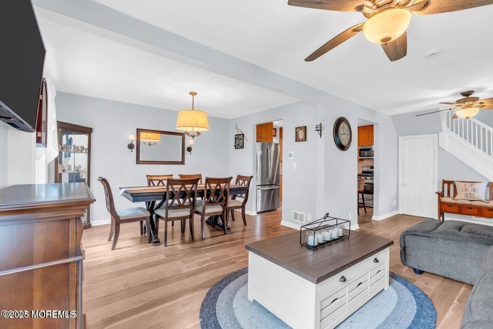 Dining room, Interior, Kitchen, Stainless Steel Appliances, Wood Texture Flooring