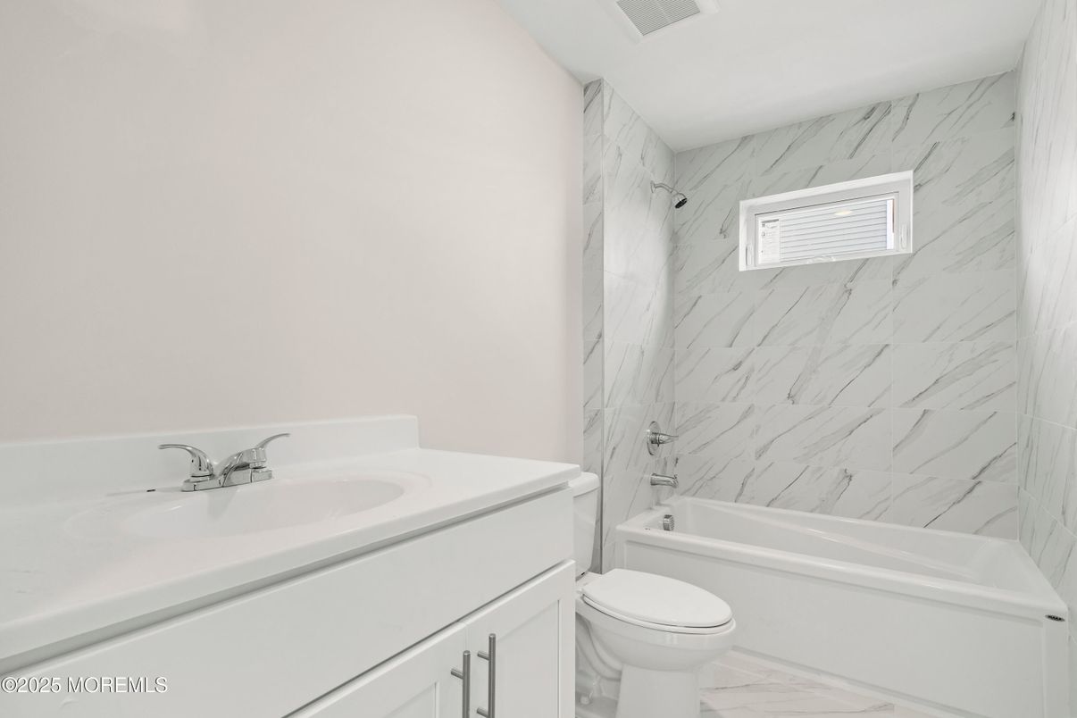 Bathroom, Interior, Marble, Marble Walls