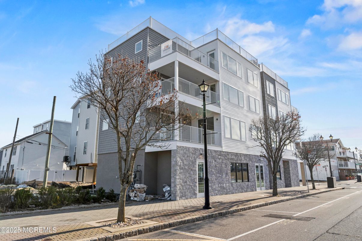 Exterior, Facade, Condo Building