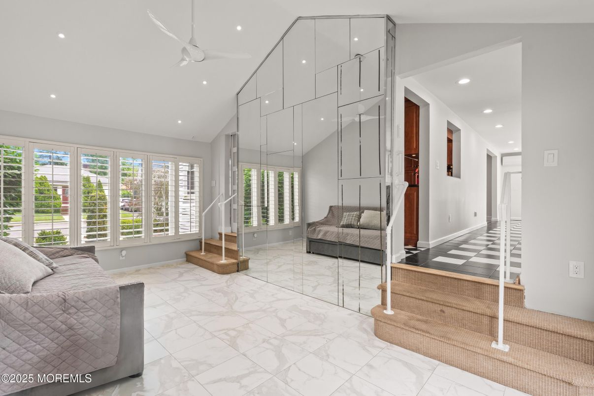 Interior, Marble, Recessed Lighting