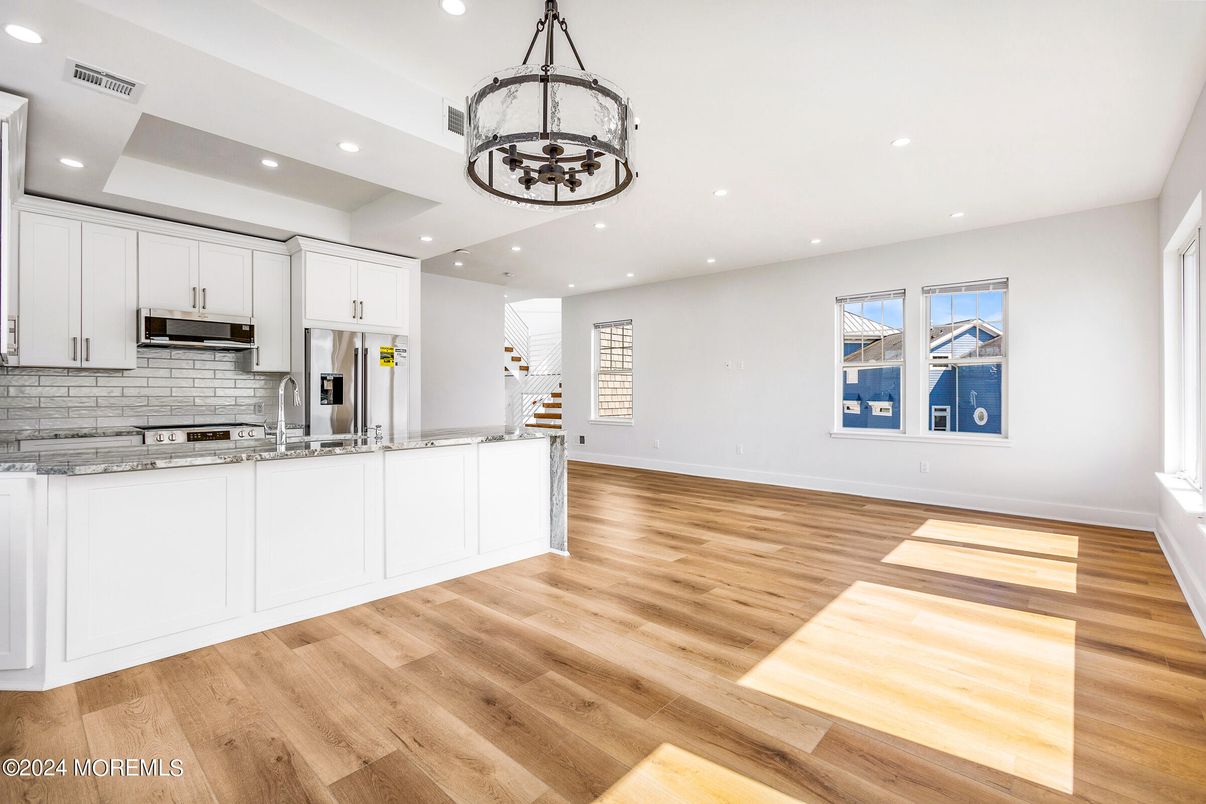 Chandelier, Interior, Kitchen, Recessed Lighting, Wood Texture Flooring