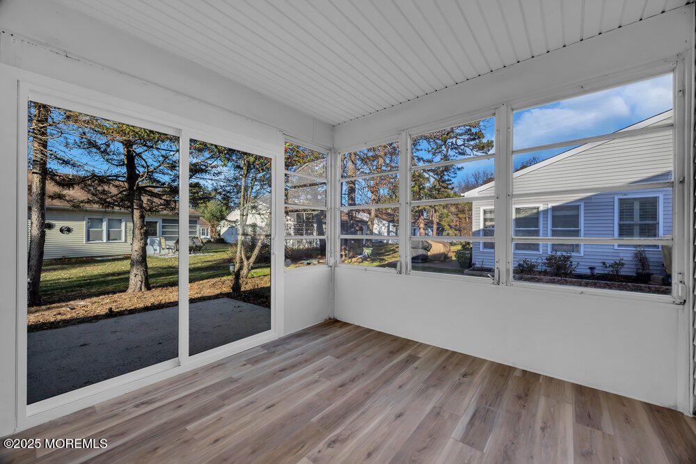 Interior, Sun Room, Wood Texture Flooring