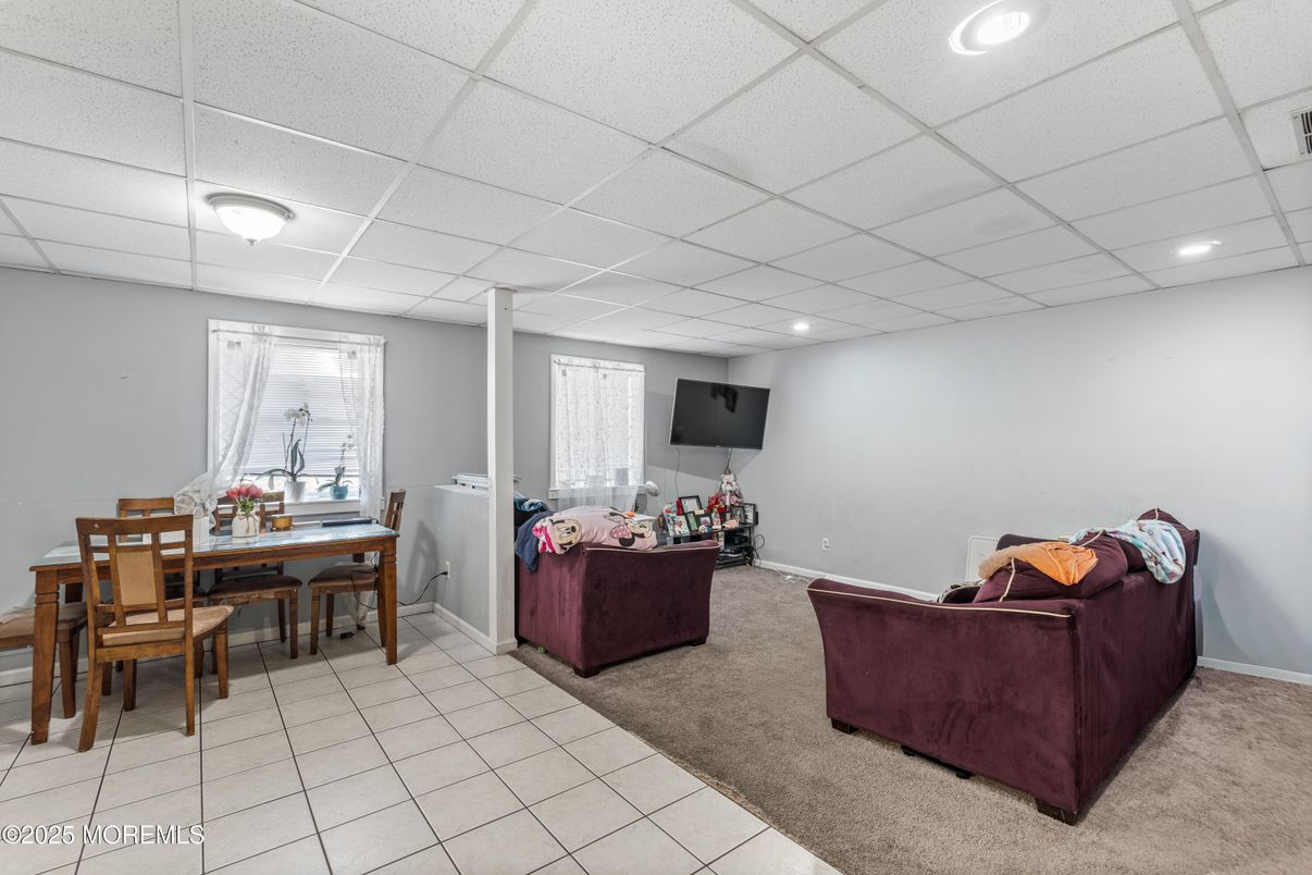 Dining room, Interior, Living room, Recessed Lighting