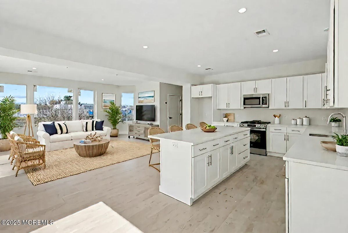 Interior, Kitchen, Living room, Recessed Lighting, Stainless Steel Appliances, Wood Texture Flooring