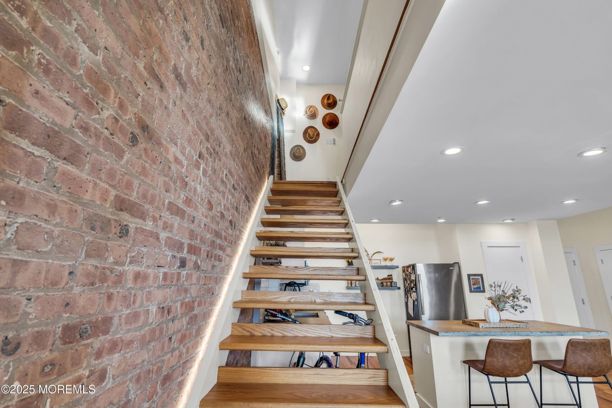 Interior, Kitchen, Recessed Lighting, Stone Walls