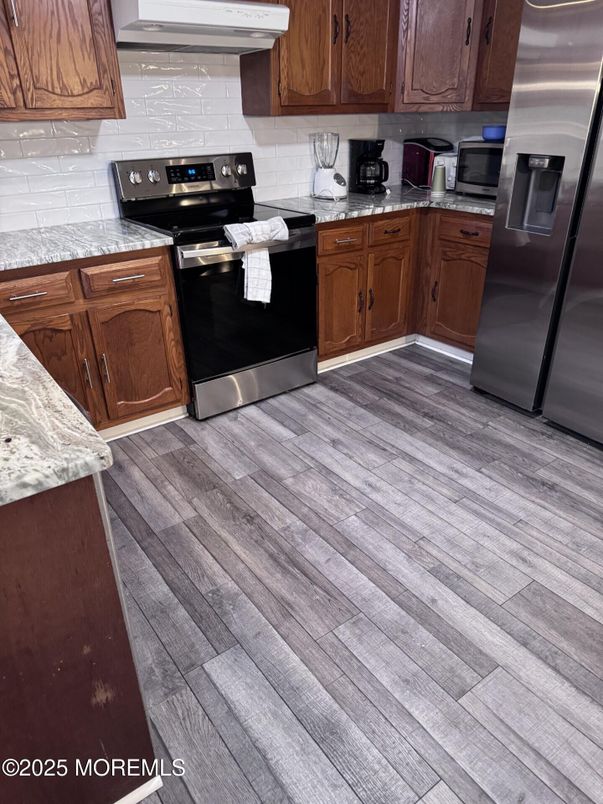 Interior, Kitchen, Stainless Steel Appliances, Wood Texture Flooring