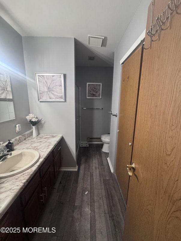 Bathroom, Dual Sink Vanities, Interior, Wood Texture Flooring