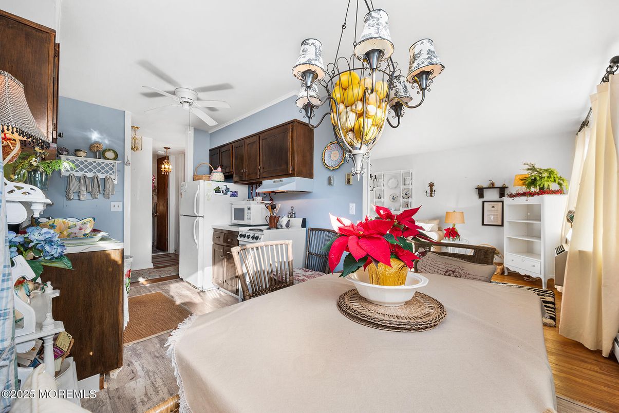 Chandelier, Dining room, Interior, Kitchen, Wood Texture Flooring