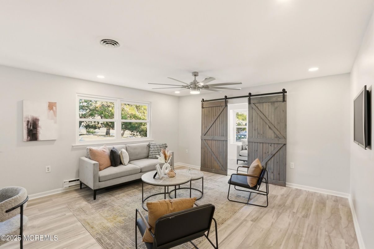 Interior, Living room, Recessed Lighting, Wood Texture Flooring