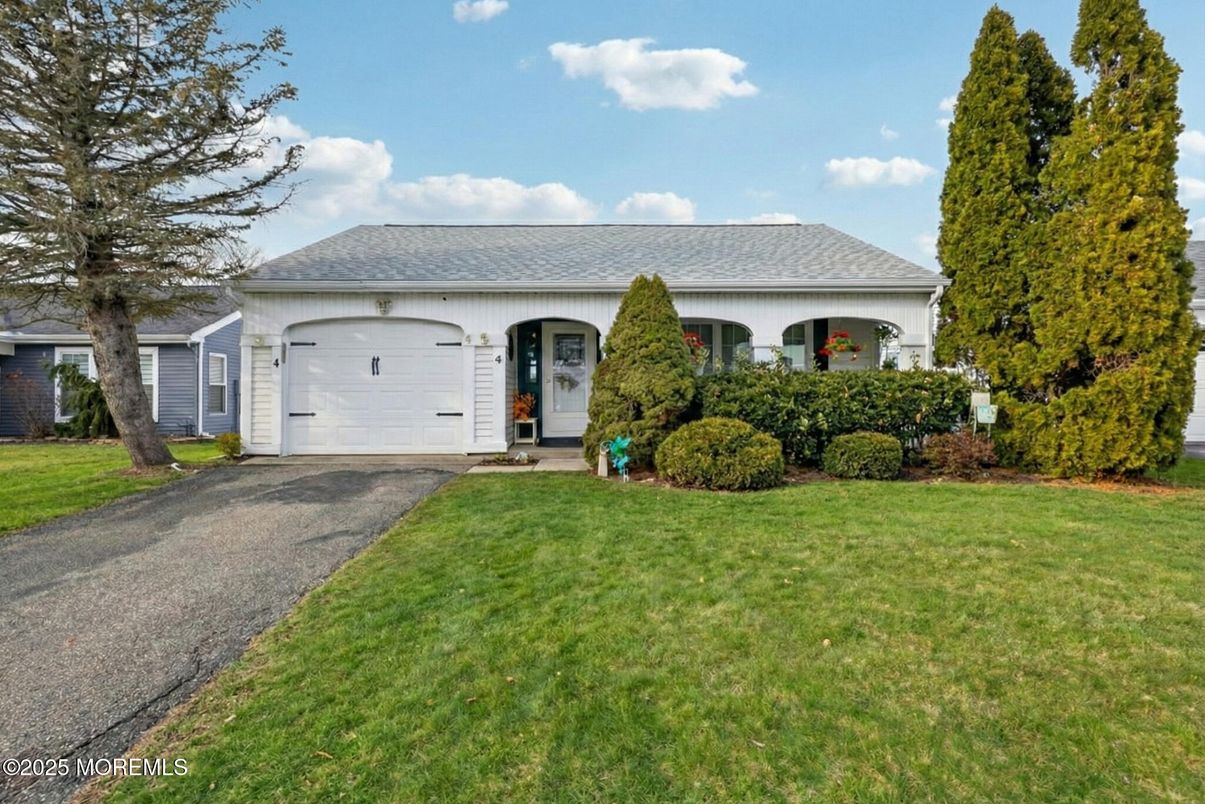 Attached, Backyard, Exterior, Facade, Ranch