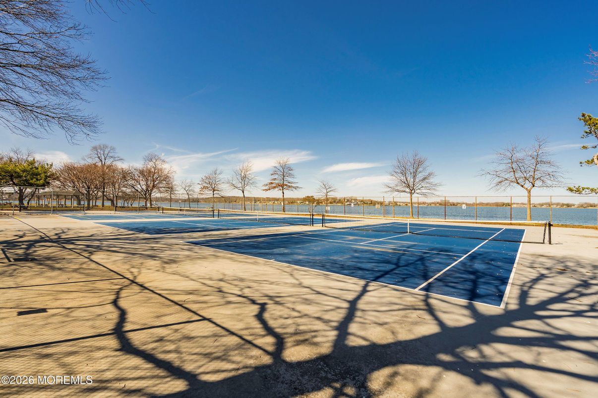 Exterior, Tennis Courts