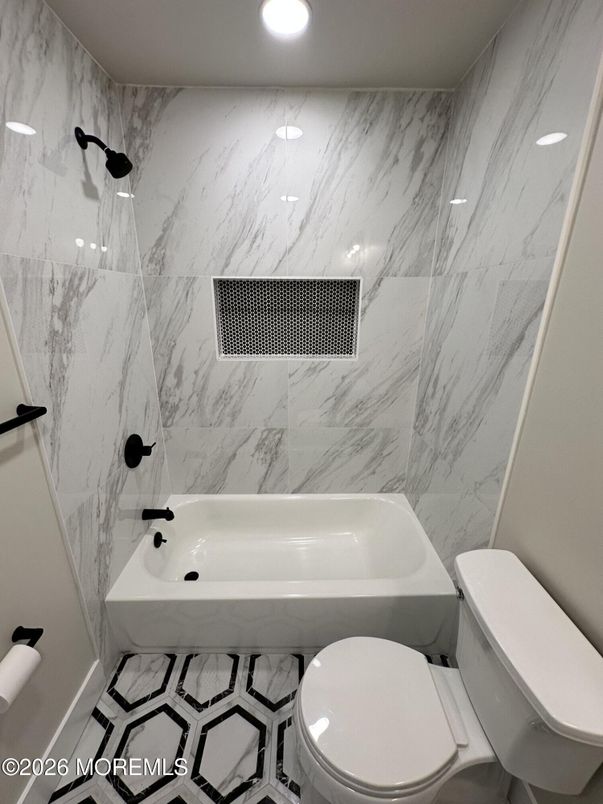 Bathroom, Interior, Marble Walls, Recessed Lighting