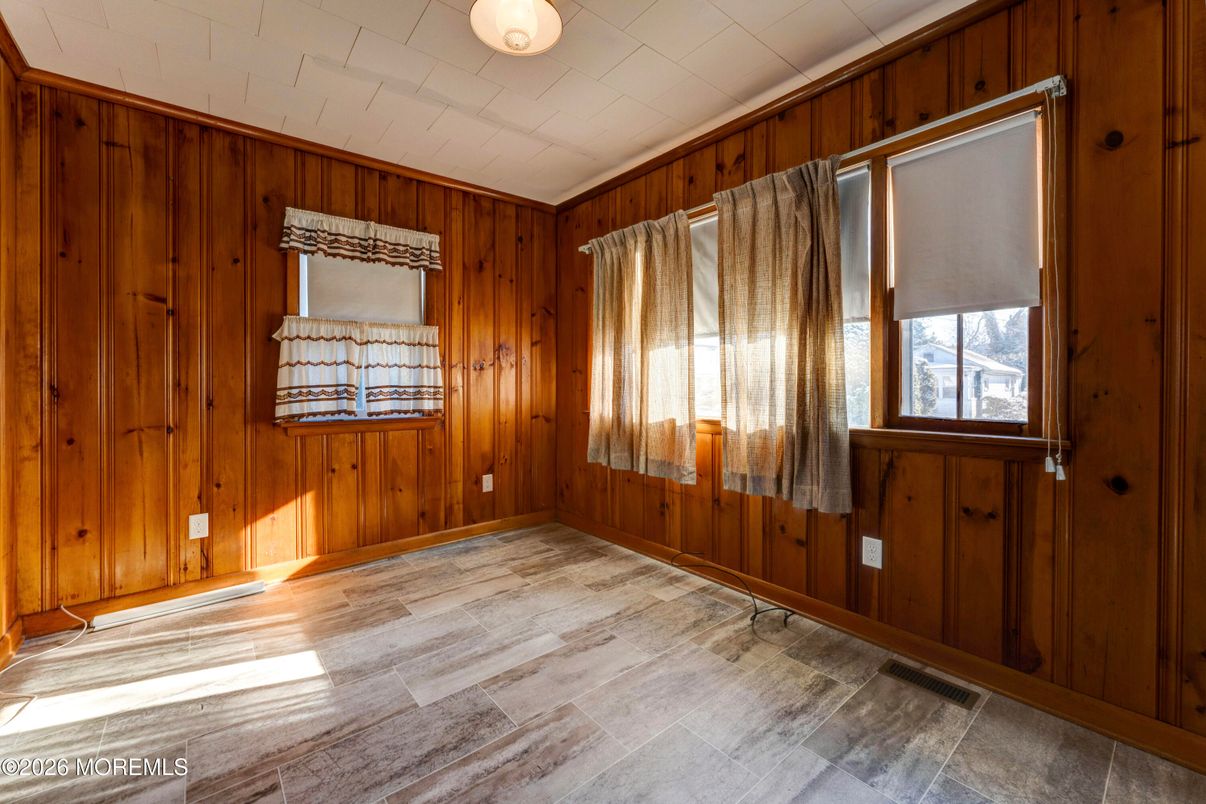 Empty room, Interior, Wood Texture Flooring, Wooden Walls