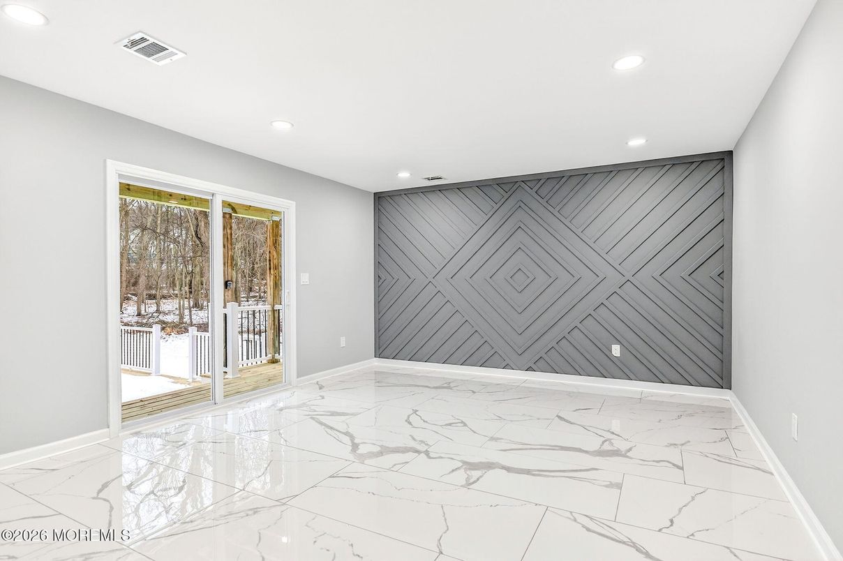 Empty room, Interior, Marble, Recessed Lighting