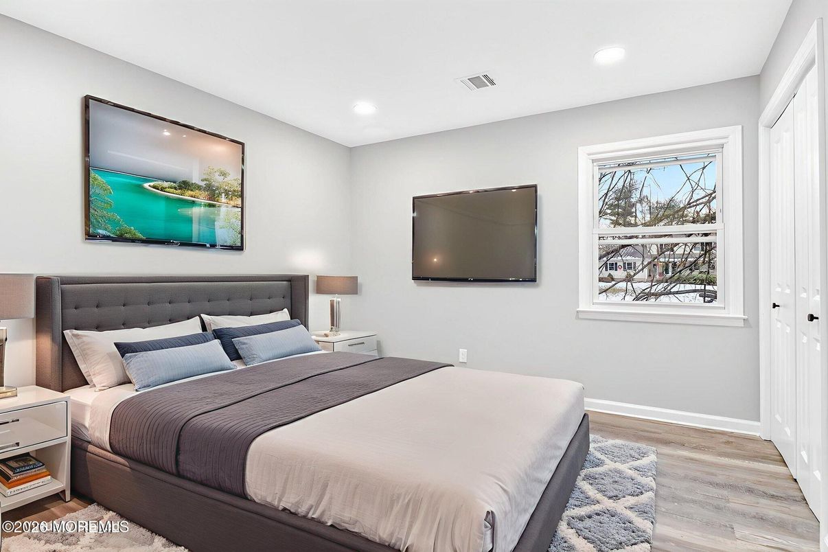 Bedroom, Interior, Recessed Lighting, Wood Texture Flooring